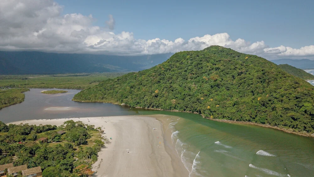 Praia de Guaratuba - Foz do rio