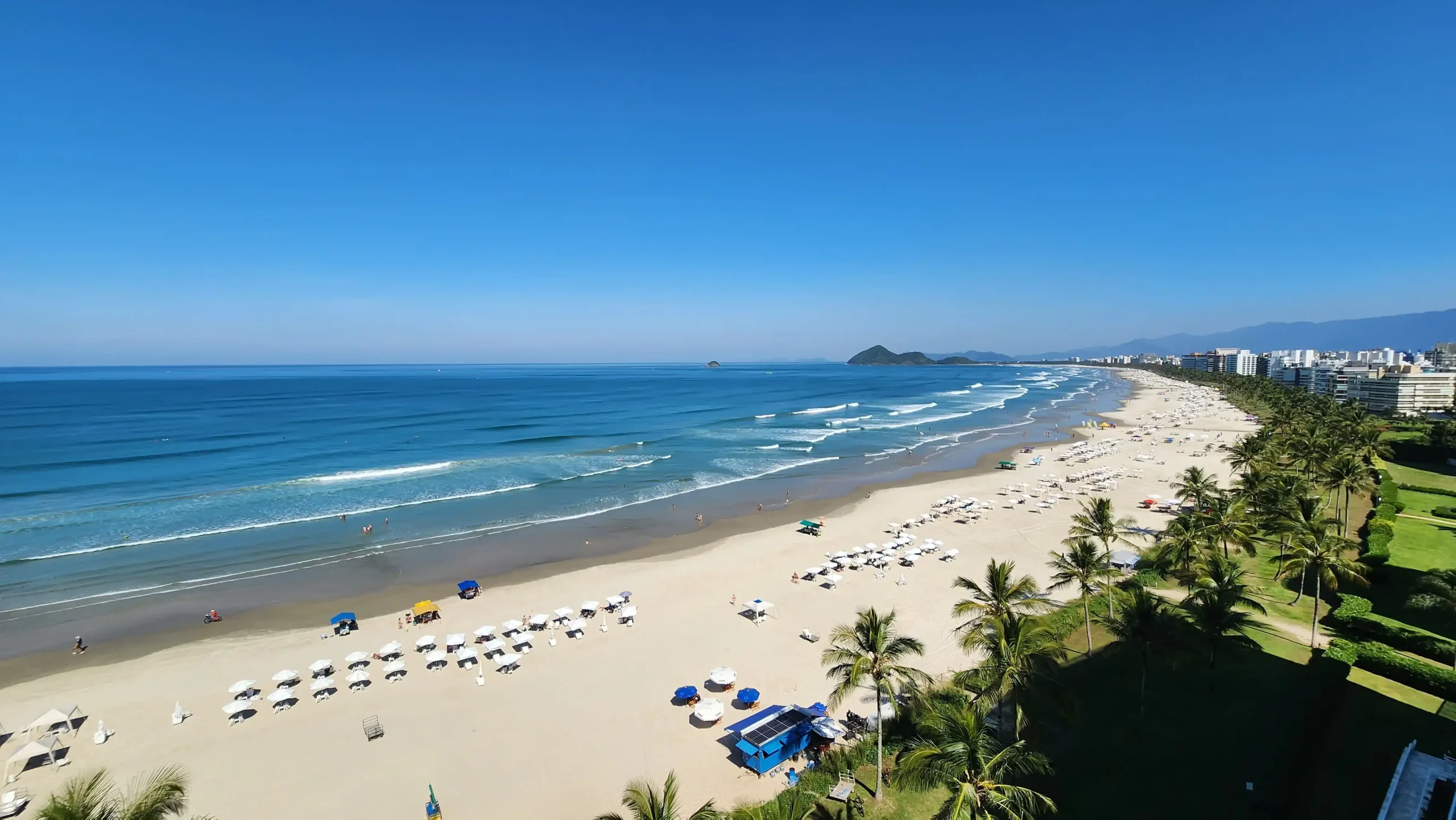 Vista panorâmica da Praia da Riviera de São Lourenço